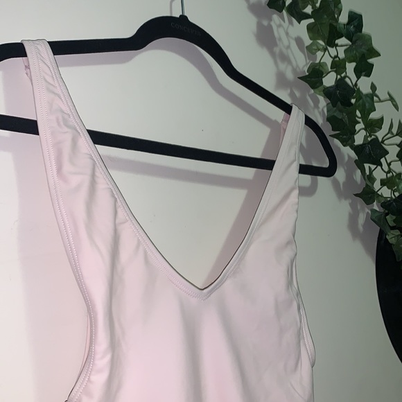 Showpo One-piece thong bathing suit - Picture 2 of 6